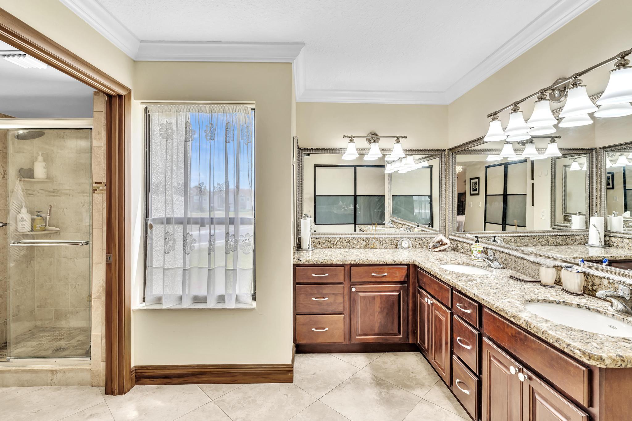 5650 Camino Del Sol, Unit 207 Boca Raton, FL 33433 - Photo 17 of 47 DSC00271