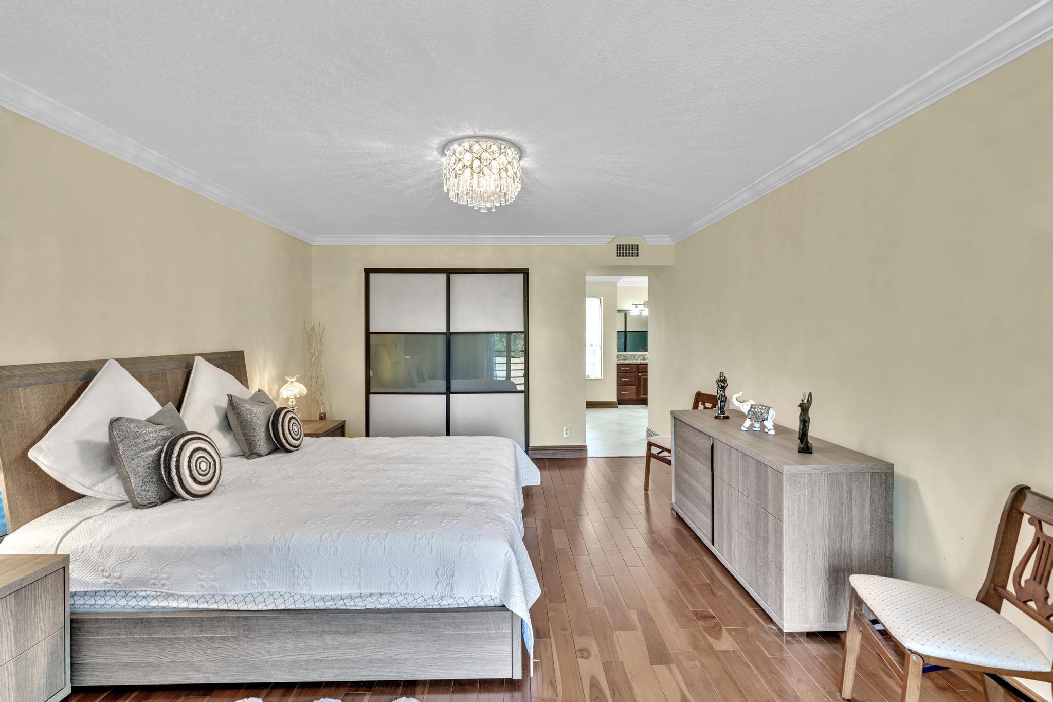 5650 Camino Del Sol, Unit 207 Boca Raton, FL 33433 - Photo 24 of 47 DSC00311