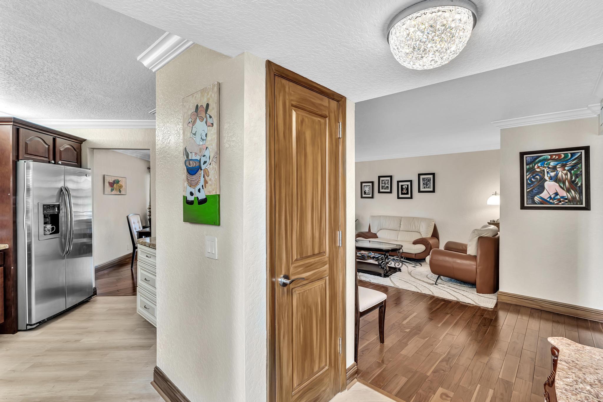 5650 Camino Del Sol, Unit 207 Boca Raton, FL 33433 - Photo 4 of 47 DSC00396
