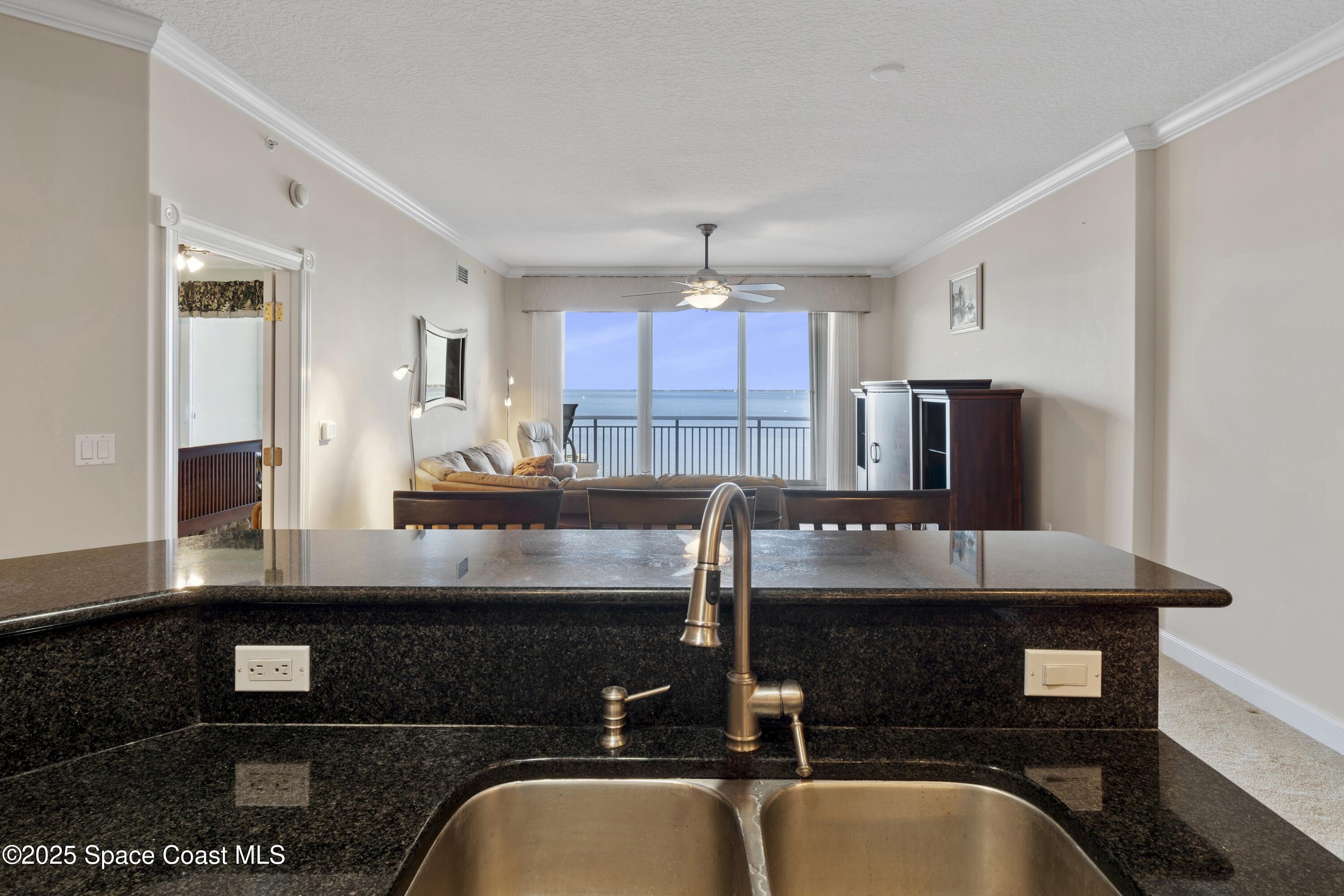 4975 Dixie Highway Northeast, Unit 703 Palm Bay, FL 32905 - Photo 23 of 28 Kitchen