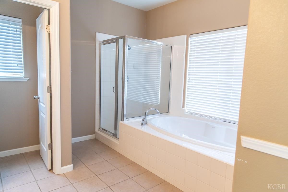 966 Privilege Way Lemoore, CA 93245 - Photo 15 of 22 Gallery Image 15
