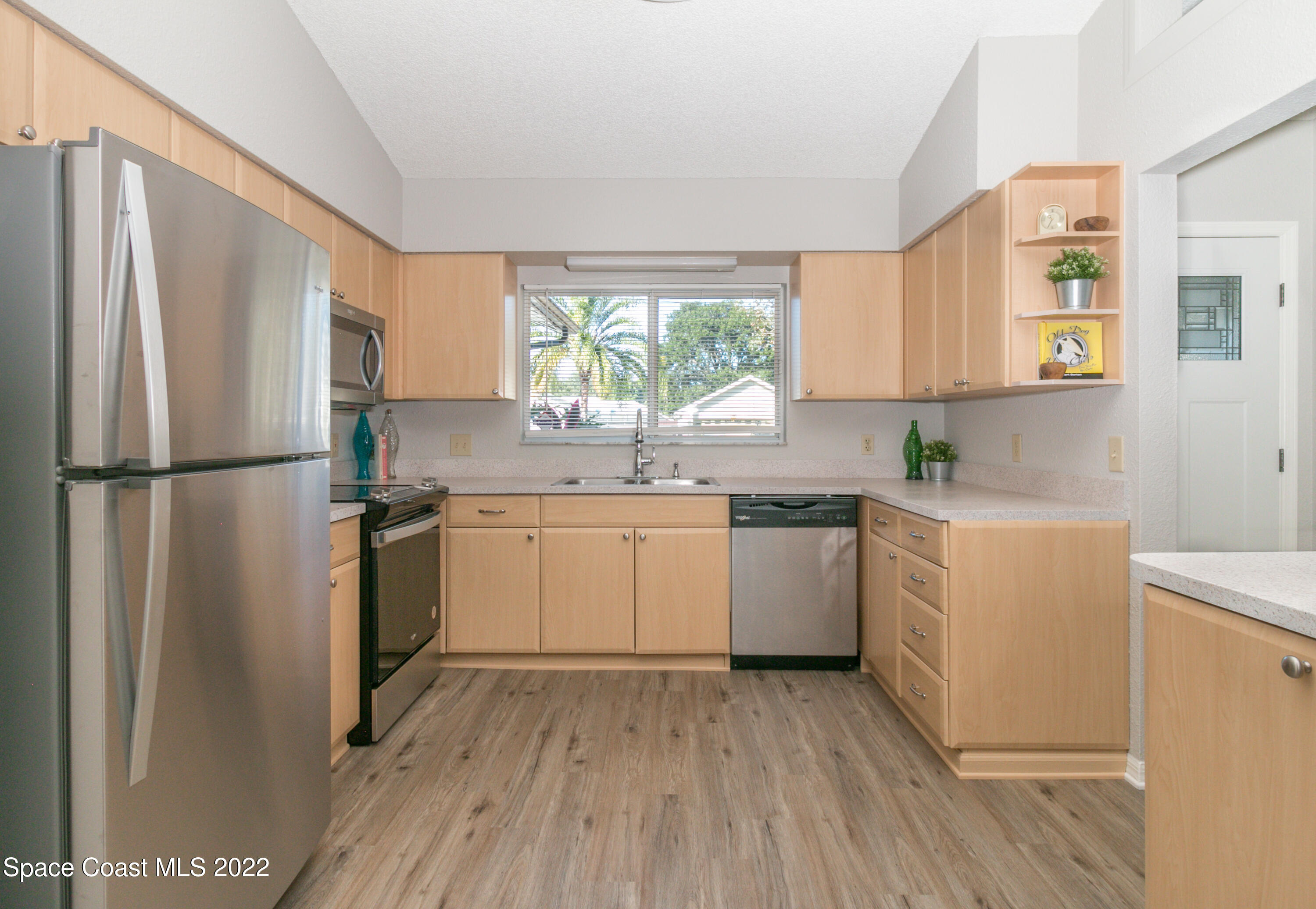 5131 Arlington Road Cocoa, FL 32927 - Photo 10 of 38 Kitchen pic 2