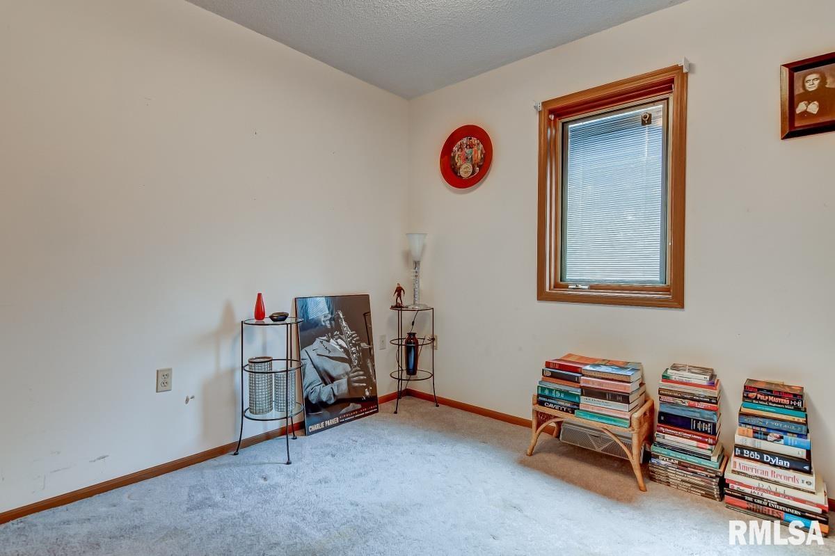 508 Golf Road Springfield, IL 62704 - Photo 20 of 30 Gallery Image 20