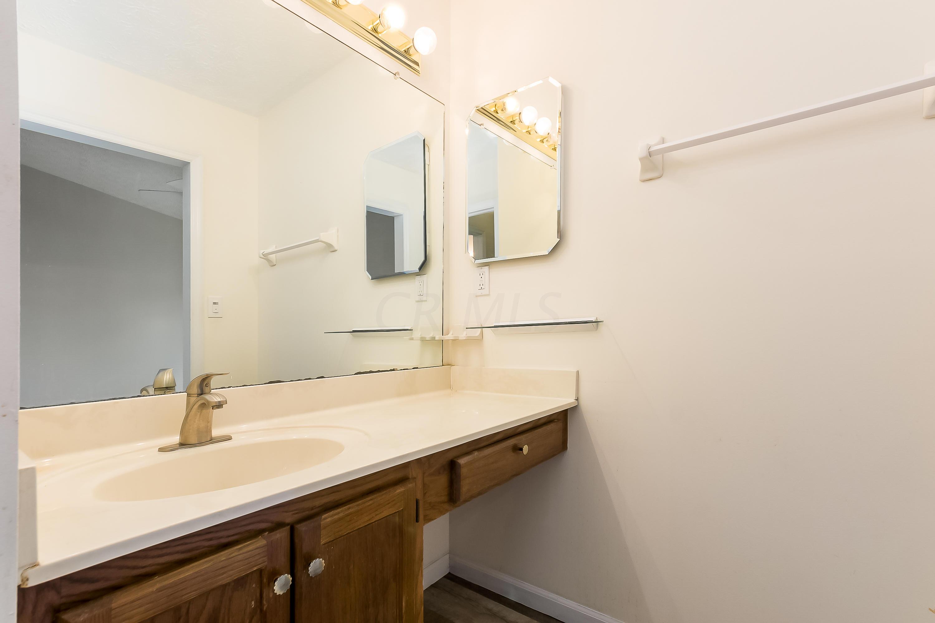 5266 Timberline Road, Unit 129 Columbus, OH 43220 - Photo 14 of 33