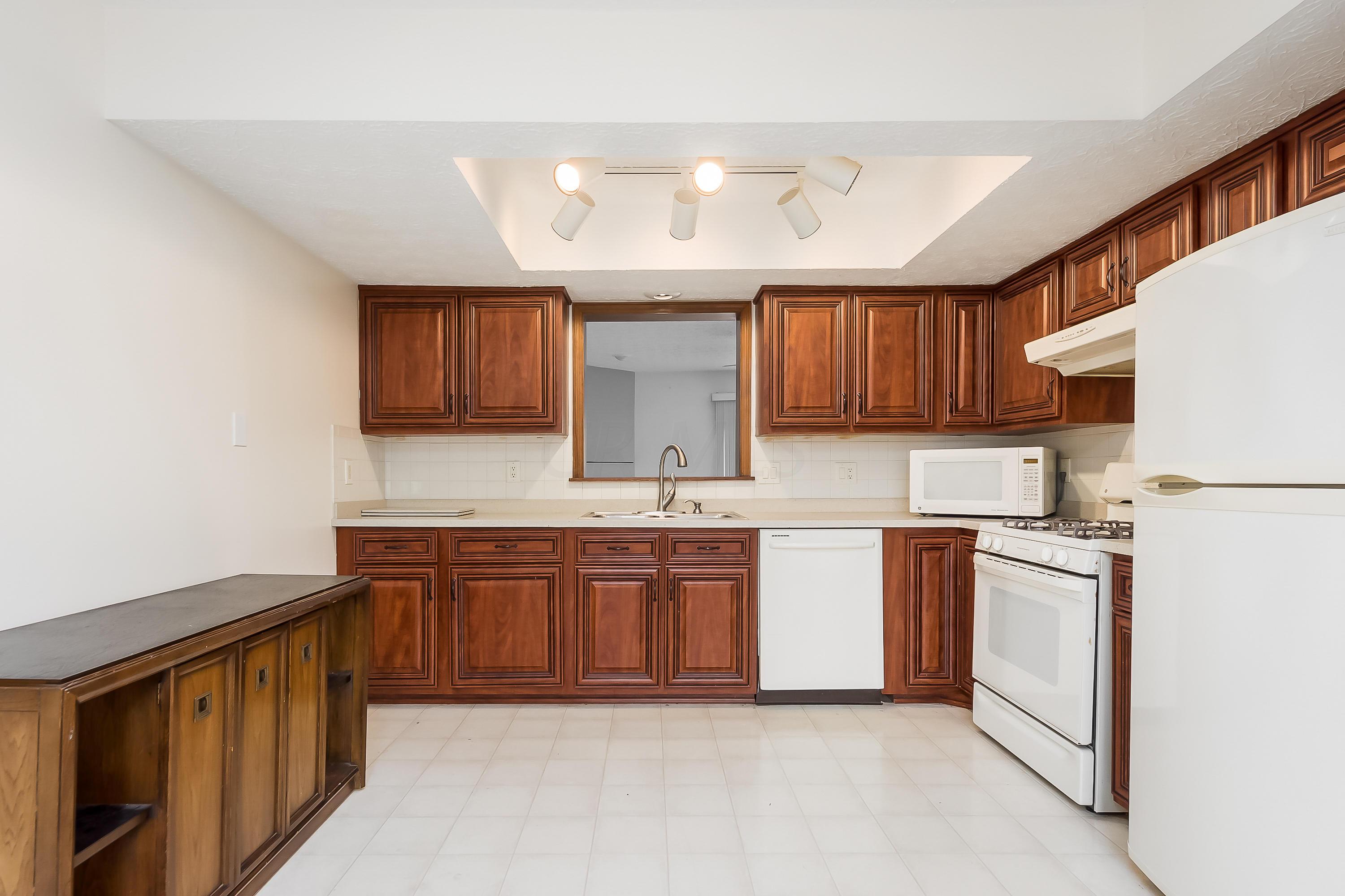 5266 Timberline Road, Unit 129 Columbus, OH 43220 - Photo 9 of 33