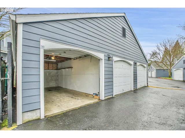 $264,900 | 17602 Northwest Springville Road, Unit C9, Portland, OR 97229