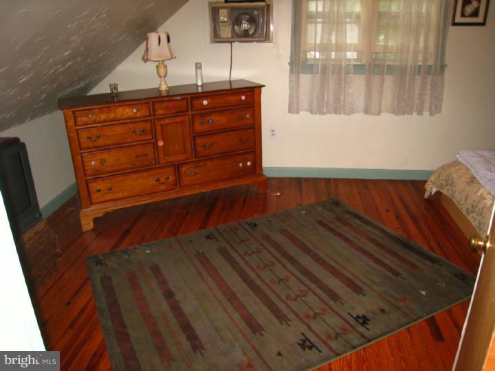 84 Ridgewood Avenue Ewing, NJ 08618 - Photo 8 of 12