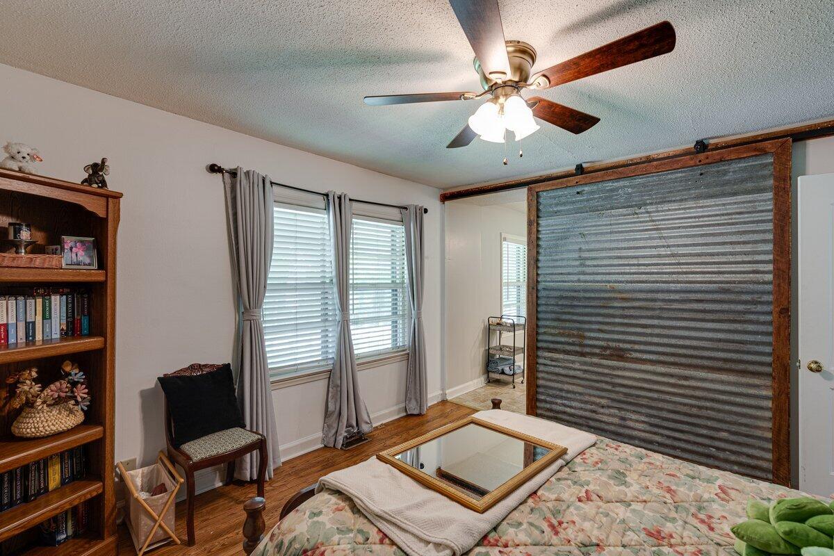 6110 Champion Road Chattanooga, TN 37416 - Photo 13 of 28 6110 Champion Rd-16