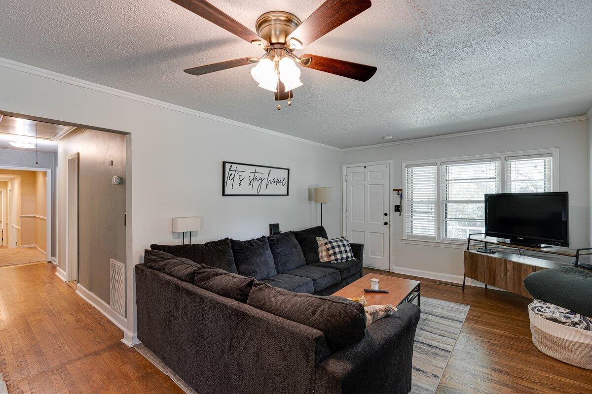 6110 Champion Road Chattanooga, TN 37416 - Photo 5 of 28 6110 Champion Rd-7