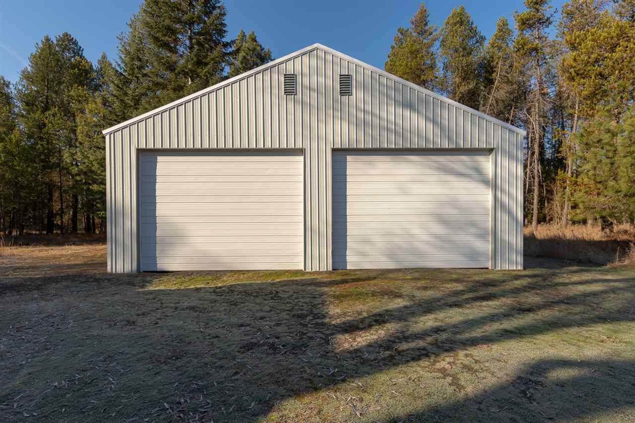 27211 North Dunn Road Chattaroy, WA 99003 - Photo 3 of 20