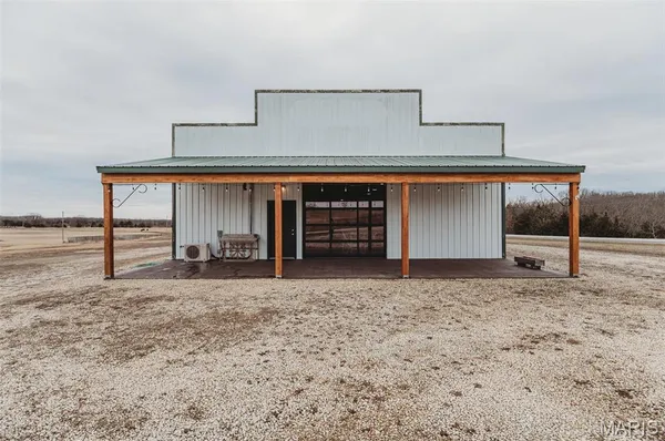 $250,000 | 15906 Private Road 470, Vichy, MO 65580