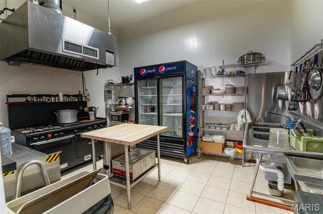 $250,000 | 15906 Private Road 470, Vichy, MO 65580