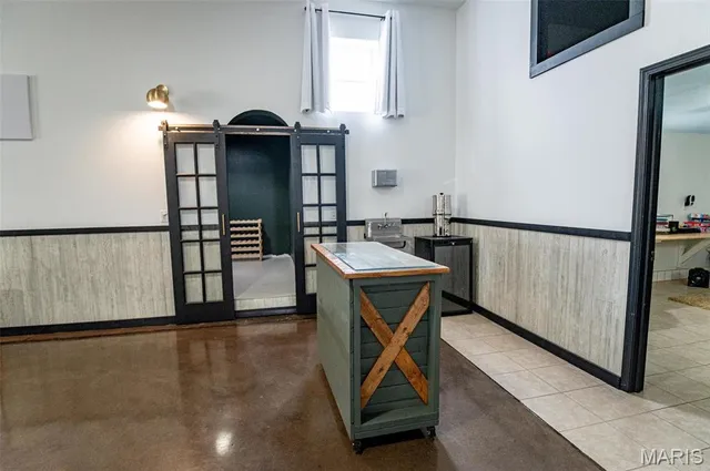 $250,000 | 15906 Private Road 470, Vichy, MO 65580