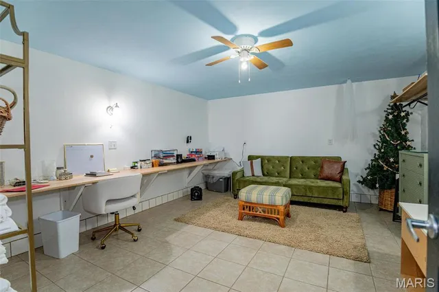 $250,000 | 15906 Private Road 470, Vichy, MO 65580