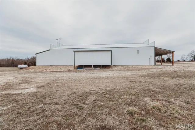 $250,000 | 15906 Private Road 470, Vichy, MO 65580