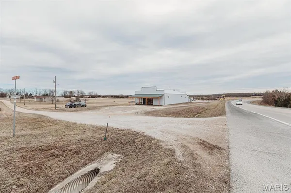 $250,000 | 15906 Private Road 470, Vichy, MO 65580