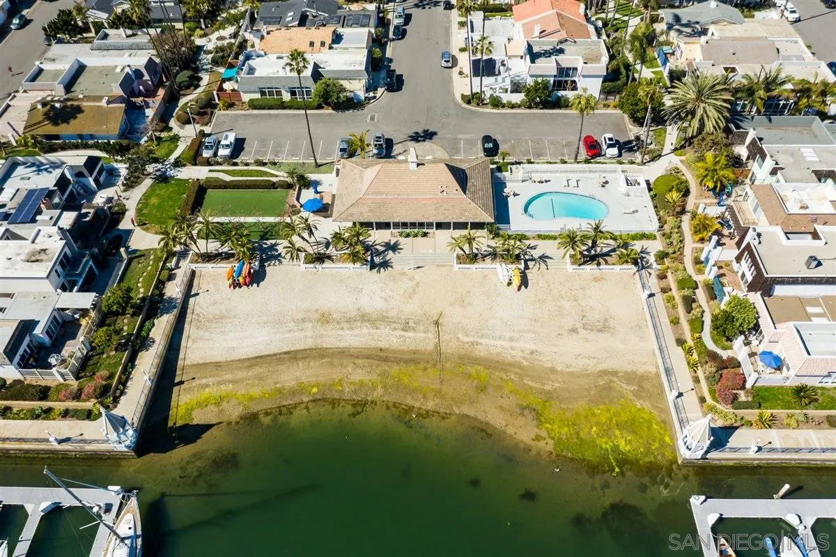 48 Half Moon Bend Coronado, CA 92118 - Photo 38 of 41