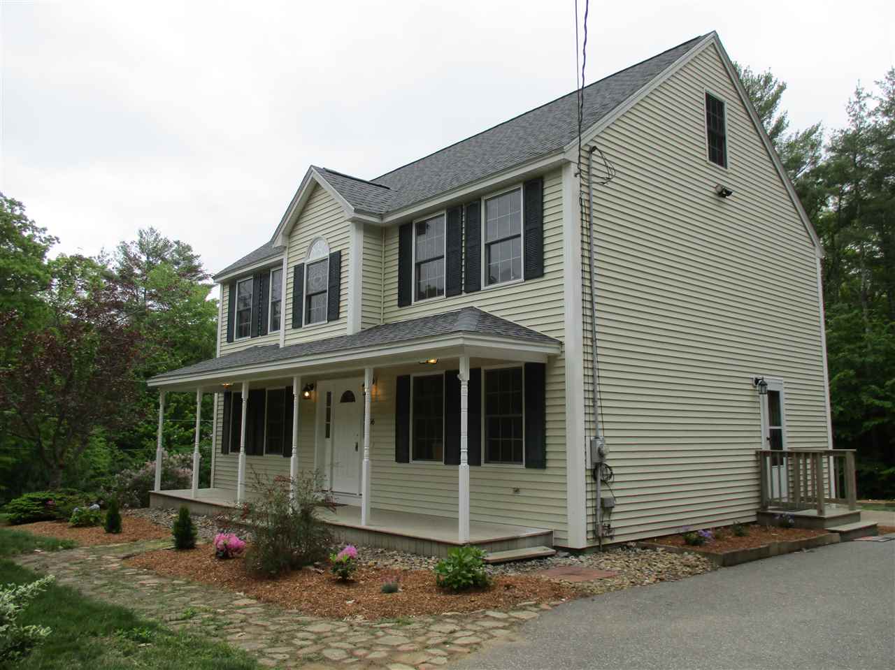 56 N Road Kingston, NH 03848 - Photo 3 of 32