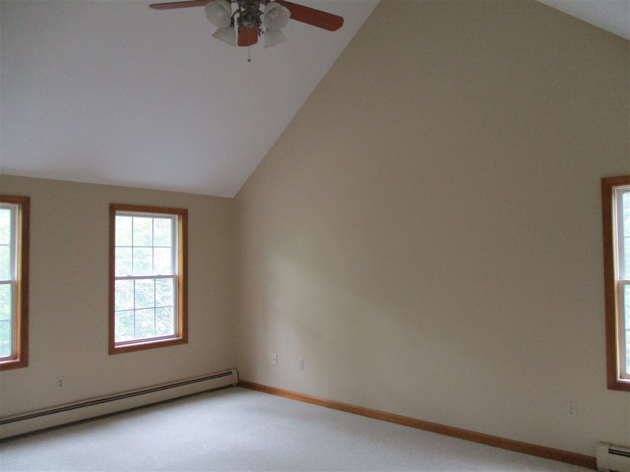 56 N Road Kingston, NH 03848 - Photo 21 of 32