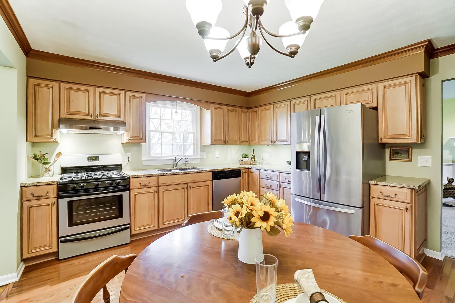 5658 Linworth Road Columbus, OH 43235 - Photo 12 of 54 Gallery Image 12