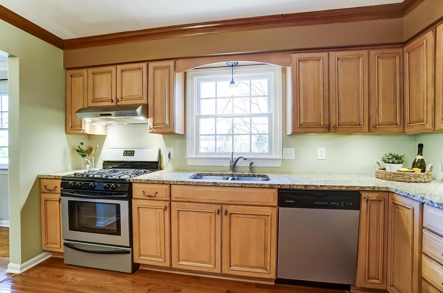 5658 Linworth Road Columbus, OH 43235 - Photo 13 of 54 Gallery Image 13