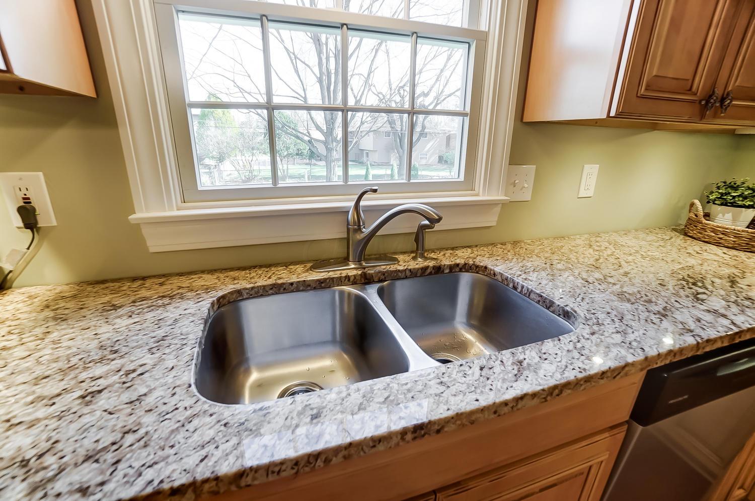 5658 Linworth Road Columbus, OH 43235 - Photo 14 of 54 Gallery Image 14