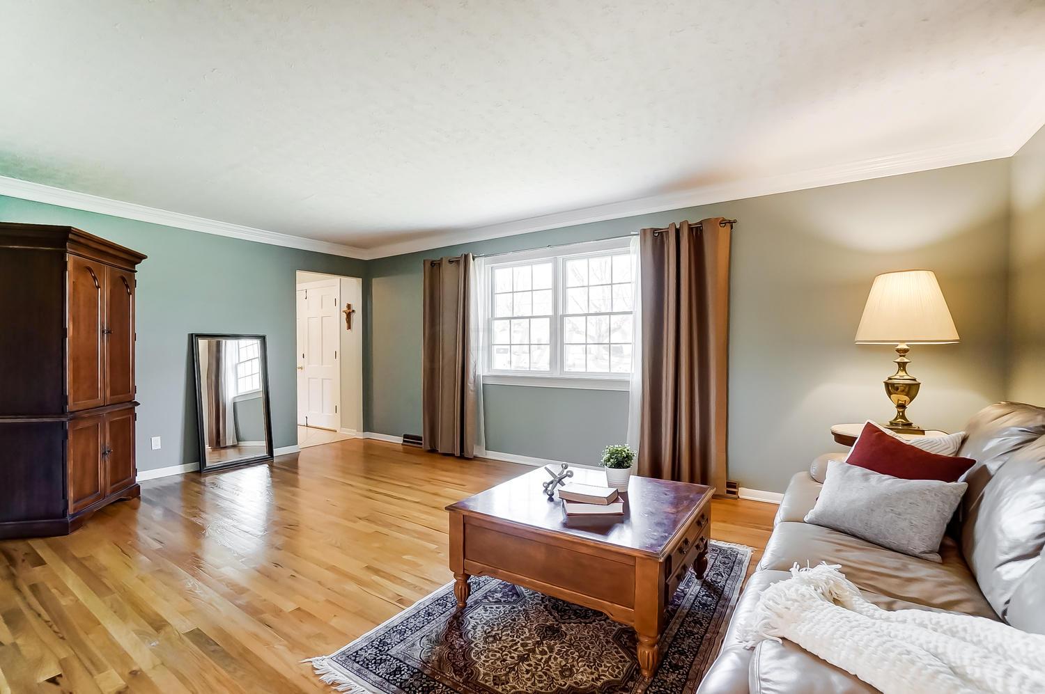 5658 Linworth Road Columbus, OH 43235 - Photo 19 of 54 Gallery Image 19
