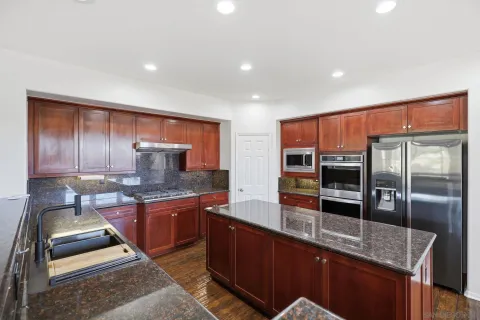$1,895,000 | 2661 Shadowbrook Way, San Marcos, CA 92078
