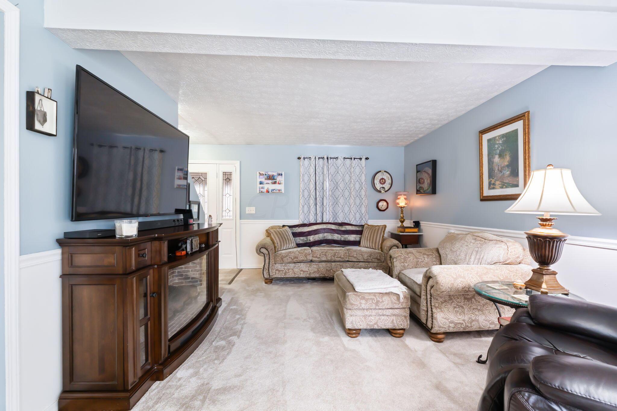 3232 Sundale Road Columbus, OH 43232 - Photo 6 of 43 3232 Sundale Rd (Interior)-7