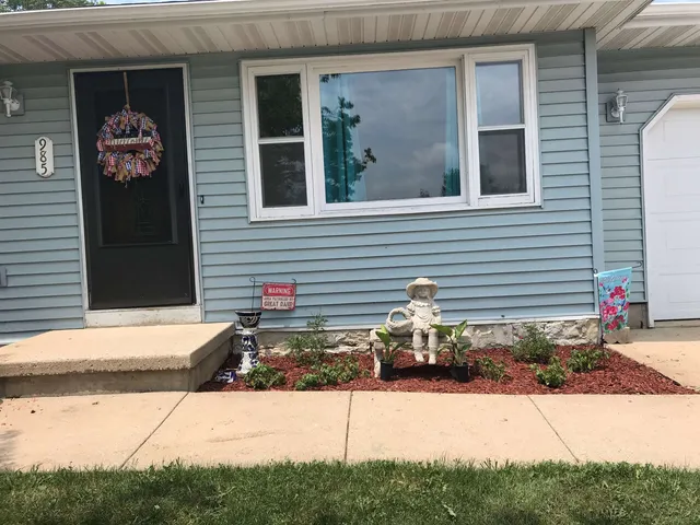 $1,850 | 985 Lum Avenue, Waterloo, WI 53594