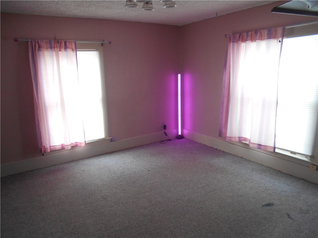 285 Fall Street Seneca Falls, NY 13148 - Photo 6 of 7