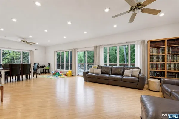 $6,900 | 1542 Jefferson Street, Teaneck, NJ 07666