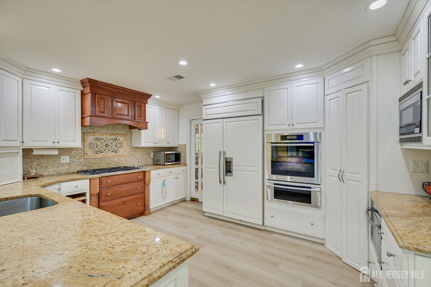 9 Colburn Road East Brunswick, NJ 08816 - Photo 14 of 62