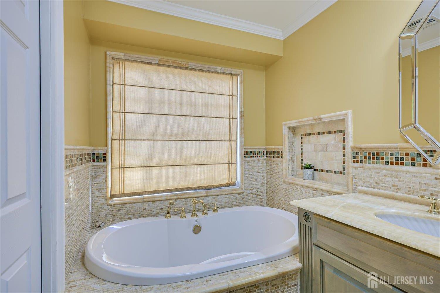 9 Colburn Road East Brunswick, NJ 08816 - Photo 34 of 62