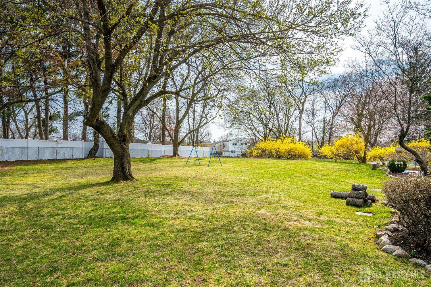 9 Colburn Road East Brunswick, NJ 08816 - Photo 50 of 62