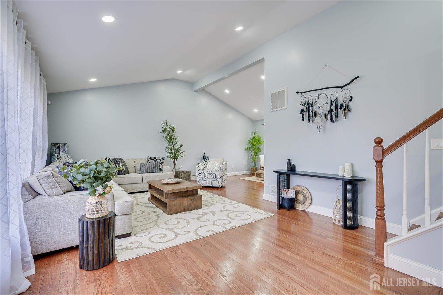 9 Colburn Road East Brunswick, NJ 08816 - Photo 6 of 62