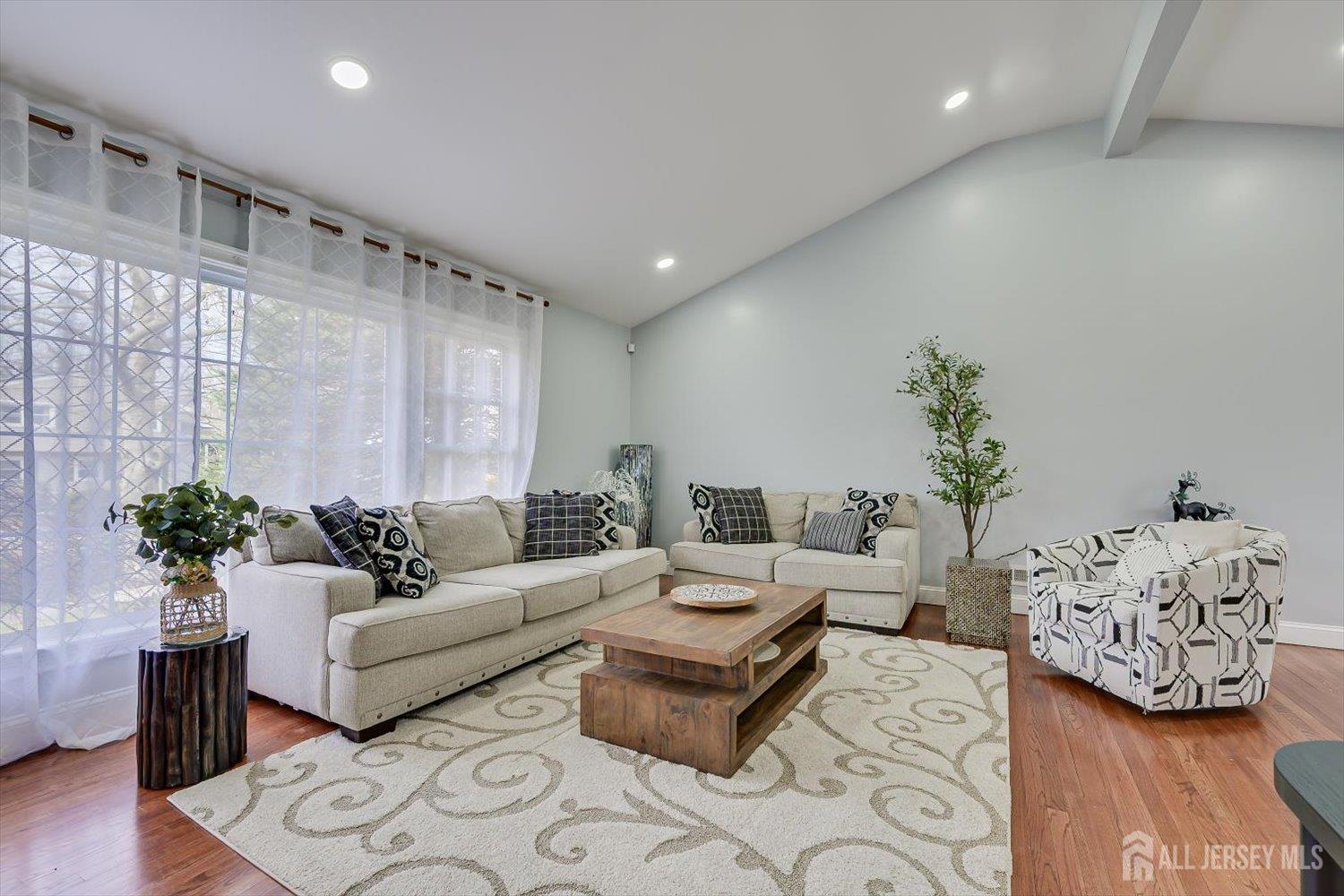 9 Colburn Road East Brunswick, NJ 08816 - Photo 7 of 62