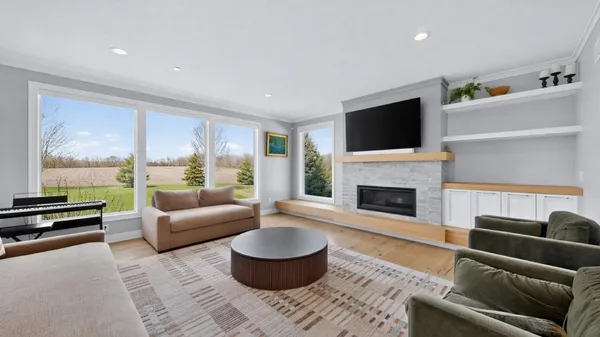 $1,150,000 | 4933 Riley Lane Southwest, Rochester, MN 55902