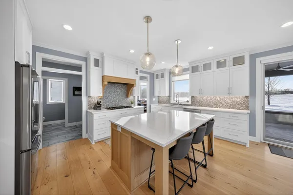 $1,150,000 | 4933 Riley Lane Southwest, Rochester, MN 55902
