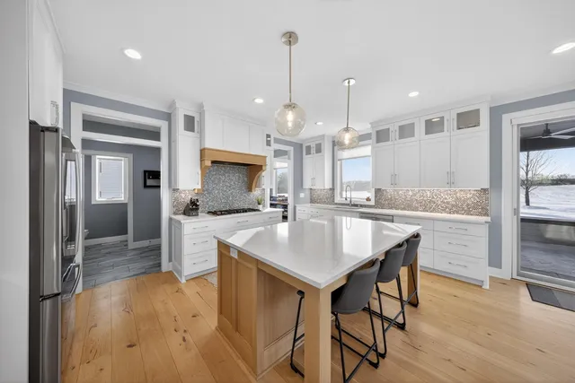 $1,150,000 | 4933 Riley Lane Southwest, Rochester, MN 55902