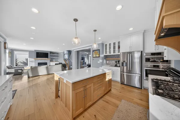 $1,150,000 | 4933 Riley Lane Southwest, Rochester, MN 55902