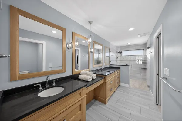 $1,150,000 | 4933 Riley Lane Southwest, Rochester, MN 55902