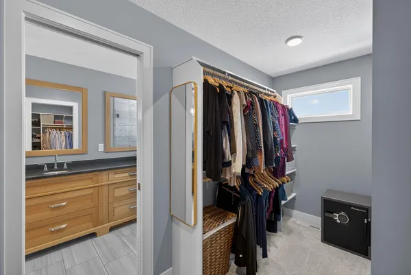 $1,150,000 | 4933 Riley Lane Southwest, Rochester, MN 55902