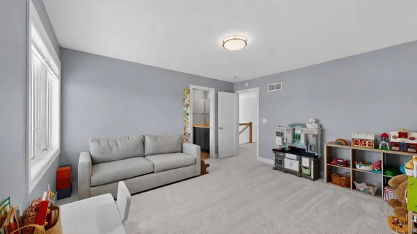 $1,150,000 | 4933 Riley Lane Southwest, Rochester, MN 55902