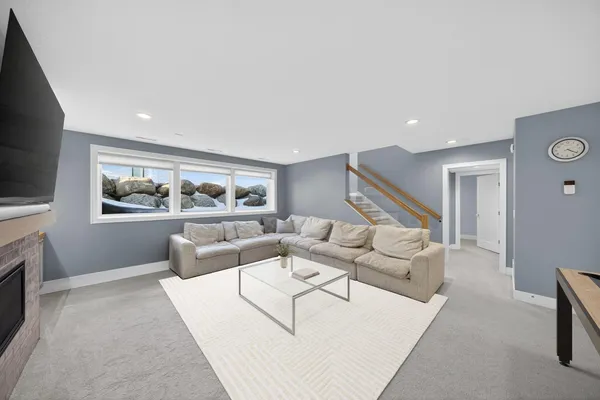 $1,150,000 | 4933 Riley Lane Southwest, Rochester, MN 55902