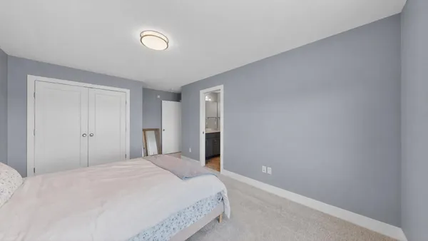 $1,150,000 | 4933 Riley Lane Southwest, Rochester, MN 55902