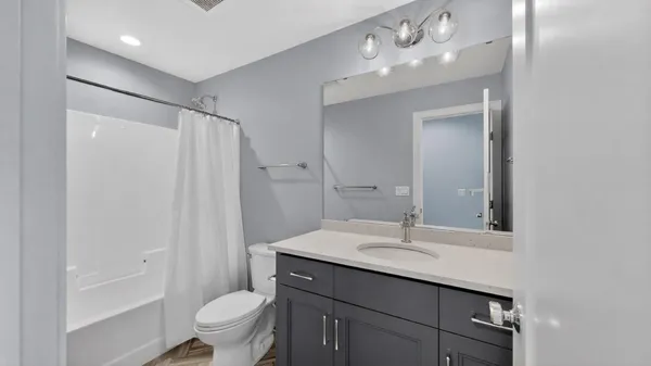$1,150,000 | 4933 Riley Lane Southwest, Rochester, MN 55902