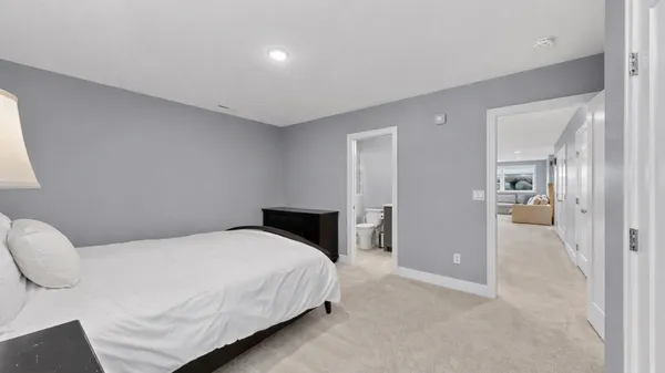 $1,150,000 | 4933 Riley Lane Southwest, Rochester, MN 55902