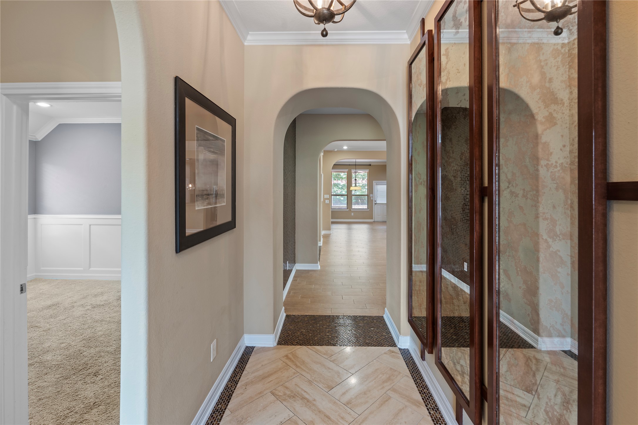 7423 Summer Night Lane Rosenberg, TX 77469 - Photo 4 of 44 a view of livingroom with tub