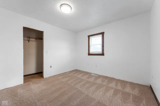 $189,900 | 8566 West Fall Creek Drive, Pendleton, IN 46064